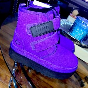 Brand new Ugg neumel platform size 13